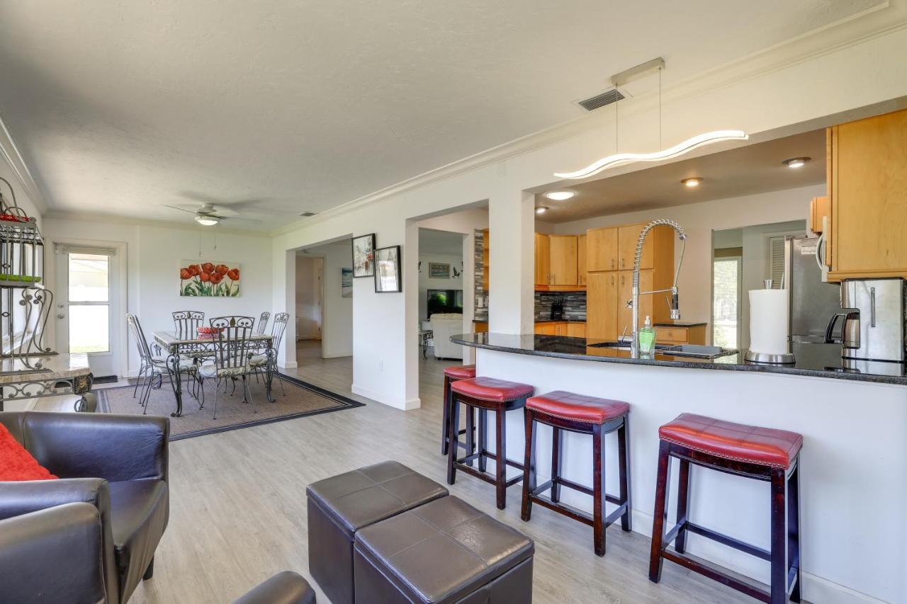 Sarasota House With Private Pool - 4 Mi To Beach! Exterior photo